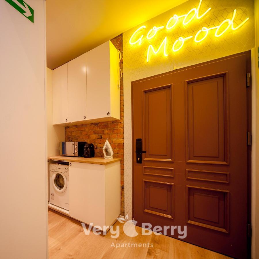Very Berry - Glogowska 35A - Mtp Apartments - Self Check In 24H Poznań Exterior foto